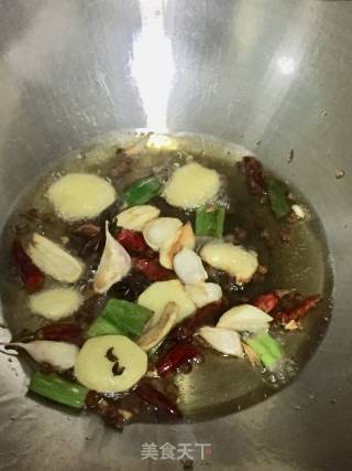 卤煮鸡爪的做法步骤：2