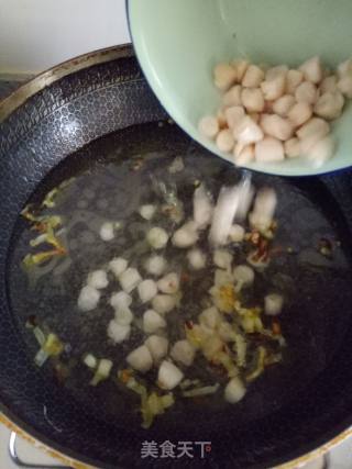 冬瓜干贝豆腐汤的做法步骤：4