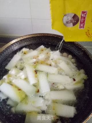 冬瓜干贝豆腐汤的做法步骤：6