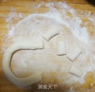 韭菜鸡蛋包子的做法步骤：7