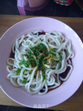 葱花乌冬面的做法步骤：4