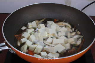 香菇豆腐汤的做法步骤：6