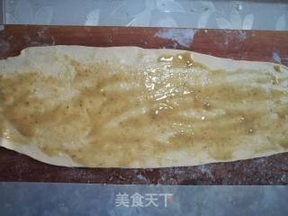 葱香油旋的做法步骤：3