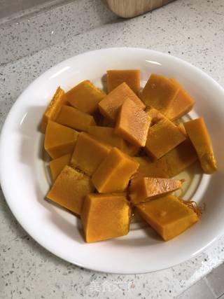 花样豆沙南瓜饼的做法步骤：2