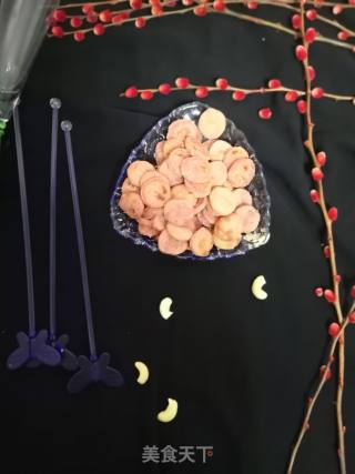 红曲土豆小饼干的做法步骤：1