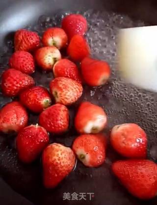 草莓酱的做法步骤：3