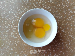 青笋炒蛋的做法步骤：2