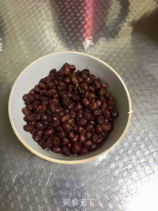 黑芝麻汤圆，红豆汤圆的做法步骤：1