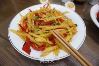 青椒土豆丝的做法步骤：2