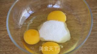 香酥玉米芝麻蛋卷的做法步骤：1