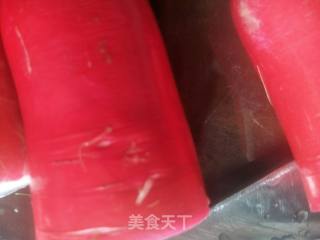 炝拌萝卜丝的做法步骤：1