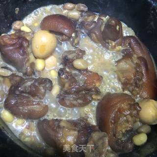 牛奶黄豆煲猪蹄的做法步骤：8