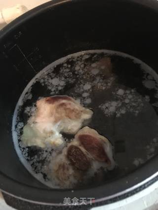 肉汤牛筋面的做法步骤：3