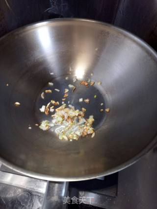 炝拌菠菜的做法步骤：3