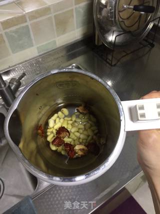 红枣黄豆豆浆的做法步骤：3