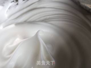 6寸2蛋圆模戚风蛋糕的做法步骤：12