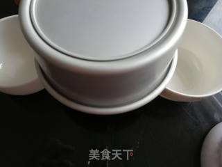 6寸2蛋圆模戚风蛋糕的做法步骤：17