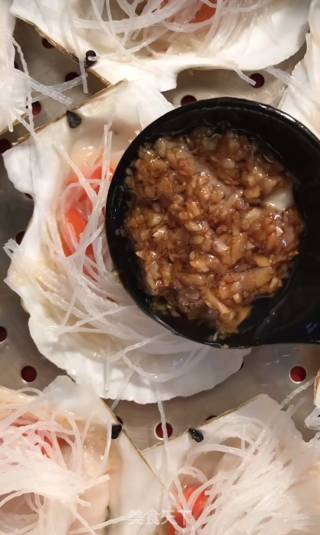 蒜蓉粉丝蒸扇贝的做法步骤：9