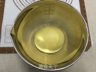 胡萝卜牛角包的做法步骤：9