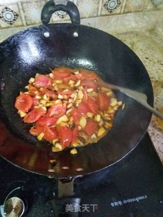 茄汁鸡蛋香菇捞面的做法步骤：6
