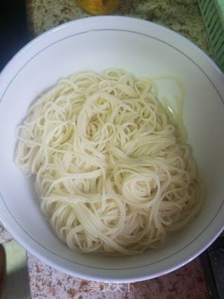 茄汁鸡蛋香菇捞面的做法步骤：8