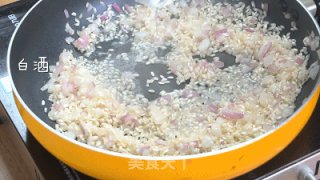 小鲜侠鲜食记 | 尝一口春天的浪漫，韦瓦第的豌豆炖饭的做法步骤：2