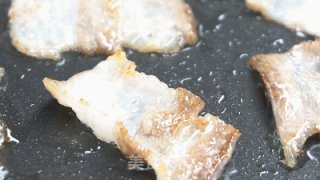 小鲜侠鲜食记 | 吃完魔芋什蔬味增汤，还能用汤泡个饭！的做法步骤：1