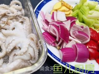 什蔬灼八爪──“鱼儿厨房”私房菜的做法步骤：1