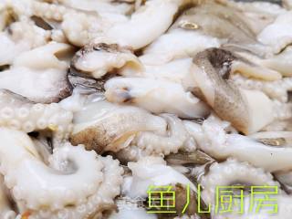 什蔬灼八爪──“鱼儿厨房”私房菜的做法步骤：2