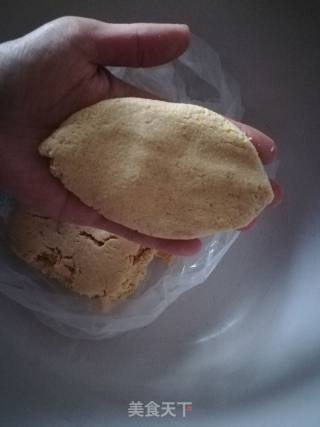 玉米面锅饼的做法步骤：2