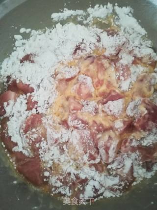 甜酸肉的做法步骤：3