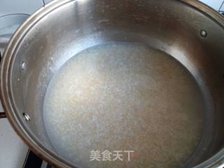 韭菜虾皮粥的做法步骤：4