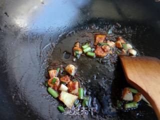 杏鲍菇炒腊肉的做法步骤：7