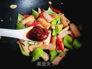 青椒炒甜不辣的做法步骤：10
