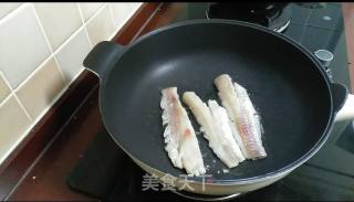 芙蓉鳕鱼锅贴的做法步骤：6