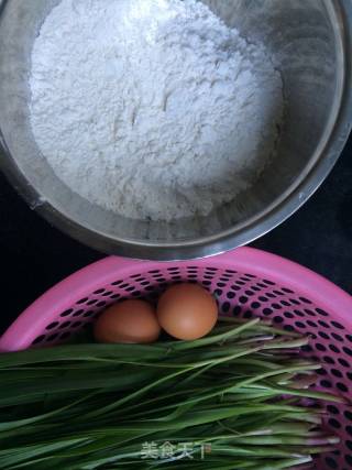 韭菜鸡蛋饺子的做法步骤：1