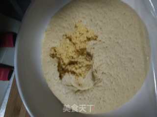 蒸芹菜叶饼子的做法步骤：3