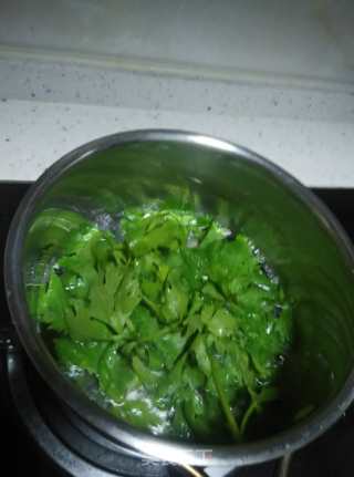 蒸芹菜叶饼子的做法步骤：4
