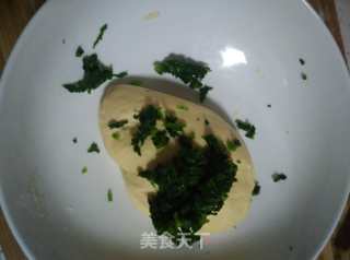 蒸芹菜叶饼子的做法步骤：5