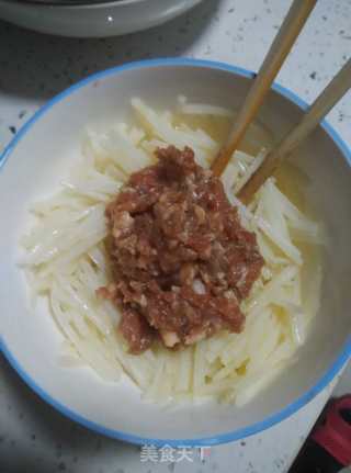 土豆肉馅饼的做法步骤：3