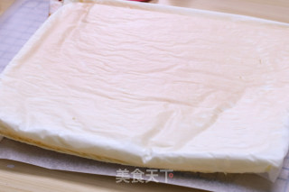白玉草莓卷丨岂止少女才懂的浪漫的做法步骤：10