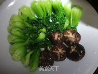 香菇油菜的做法步骤：7