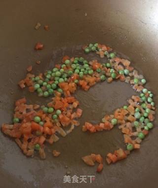 切达奶酪肉松饭团的做法步骤：1