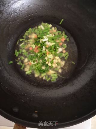 简约版肉丁炒四季豆的做法步骤：3