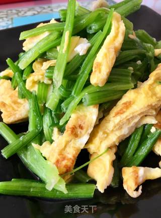 菠菜炒鸡蛋的做法步骤：10