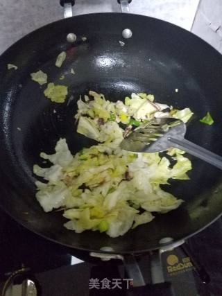 墨鱼烧包菜的做法步骤：6