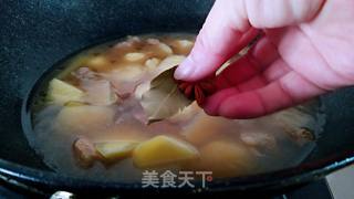 土豆烧肉块的做法步骤：11