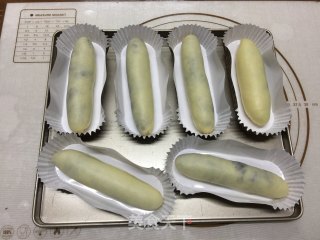 豆沙长面包的做法步骤：17