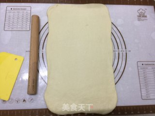 香葱培根面包圈的做法步骤：10