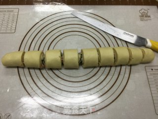 香葱培根面包圈的做法步骤：15